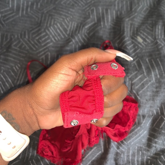 Fashion nova lace bodysuit - Picture 5 of 6